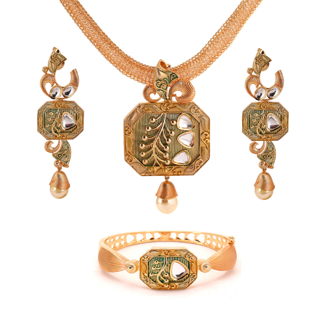 Jadau & Seegreen meena work gold tone Locket Set with Broad golden polish Chain - P27