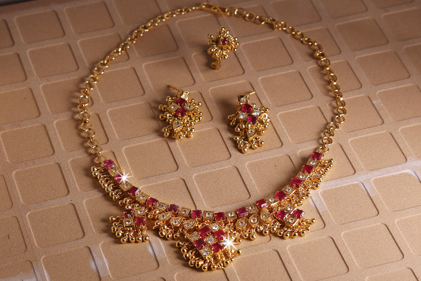 SS0057 - Red Square Choki plus White CZ Gold tone Necklace Set